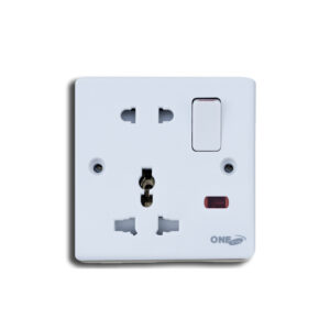 SMART- 5 PIN MULTI SOCKET WITH SWITCH