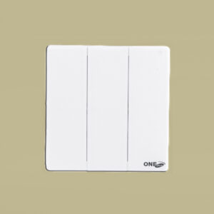 GLOVE Glass- 3 GANG SWITCH (White)